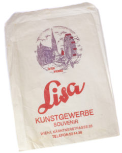 LISA Kunstgewerbe Souvenir, Wien I. Kärnterstrasse 35 - Bag